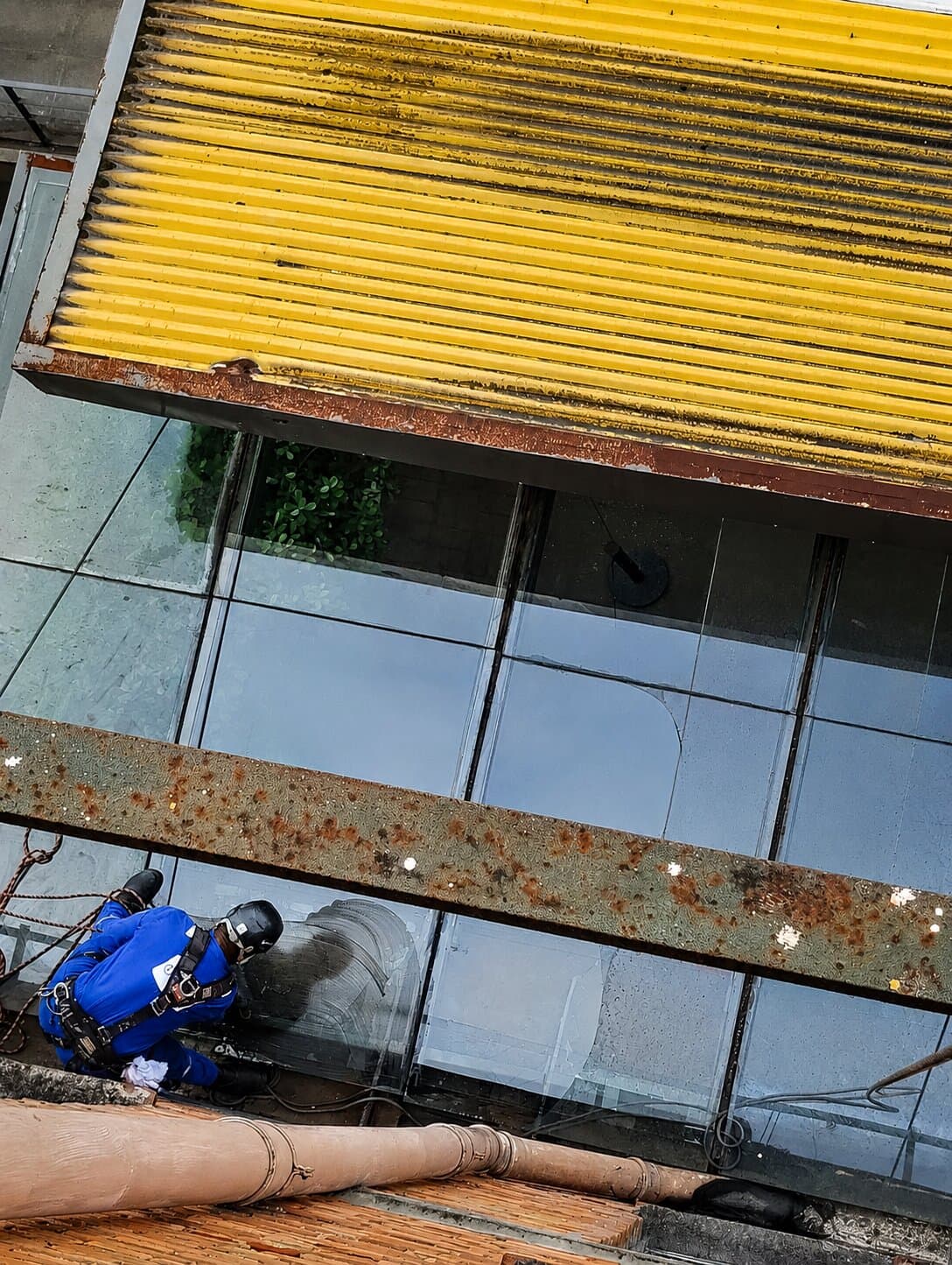 Pintura predial em Valença RJ - Especialistas em Alpinismo Industrial Oliveira Alpinismo